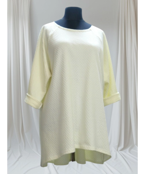 Trapezowa tunika z dłuższym tyłem i błyszczącą nitką - ecru